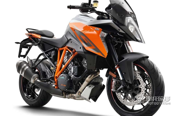 KTM首款运动休旅车 1290 Super DUKE GT (39)