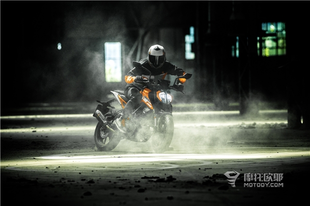 橙色病毒!2017款KTM DUKE 125 (12)