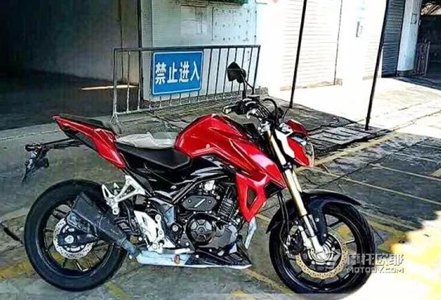 2018年豪爵铃木多款250级新车来袭，合资的多缸GSR750也快来了 3