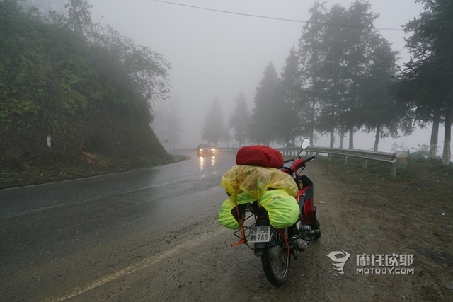 越过山丘——摩托车骑行越南西北环线（下） 28.JPG