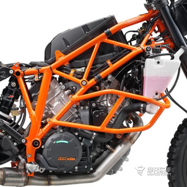 16.6万元的KTM 1090 ADVENTURE R唯一的竞争对手是谁？ 8