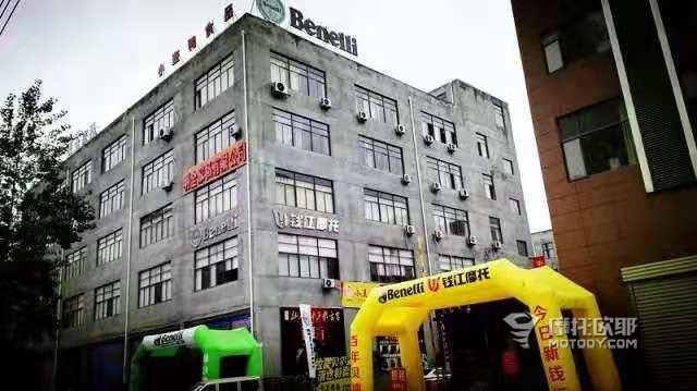 赤裸裸地模仿川崎小火神650，鑫源终于有6挡大排复古车了，没有4000元左右的靠谱踏板车｜你问我答30 (31)