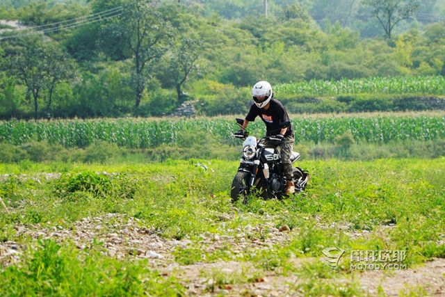试驾报告：500的排量250的操控——山路体验高金GK500 (20)