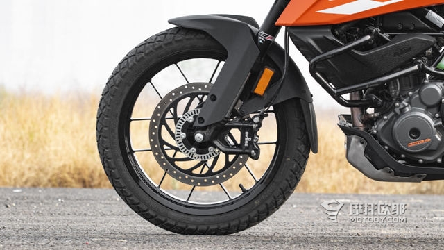 2021款KTM 250 ADV来袭，售价折合人民币约为2.3万元 (6)